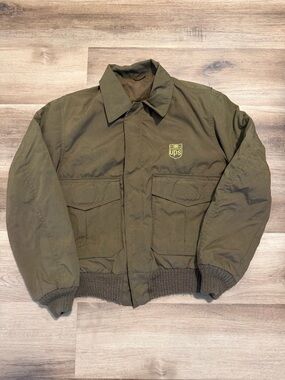 Vintage 80s UPS Men's M Bomber Jacket United Parcel Service Quilt Lined